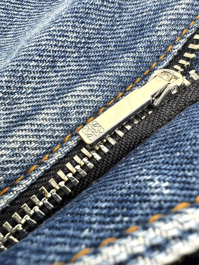 로에베 로에베 아나그램 컷아웃 데님 버뮤다 숏 팬츠 레플리카 13번 이미지 - 의류 | 세미샵 레플리카 사이트