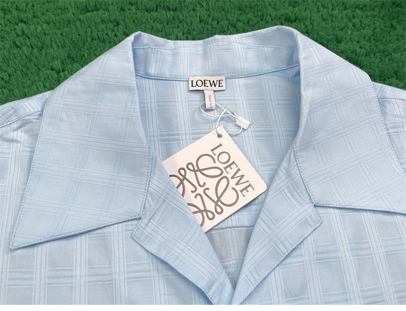 로에베 로에베 아나그램 포켓 숏 슬리브 셔츠 레플리카 12번 이미지 - 의류 | 세미샵 레플리카 사이트