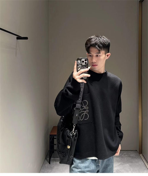 Loewe 로에베 아나그램 포켓 오버사이즈 맨투맨 3컬러 레플리카 28번 이미지 - 의류 | 세미샵 레플리카 사이트