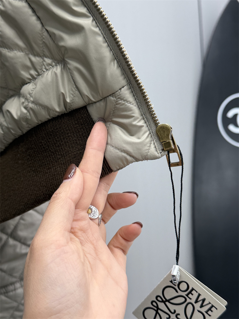 로에베 로에베 올오버 다이아 퀼팅 코듀로이 숏 자켓 레플리카 10번 이미지 - 의류 | 세미샵 레플리카 사이트