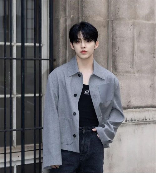 Loewe 로에베 울 캐시미어 아나그램 워크웨어 자켓 레플리카 14번 이미지 - 의류 | 세미샵 레플리카 사이트