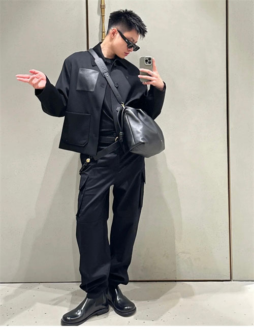 Loewe 로에베 울 캐시미어 아나그램 워크웨어 자켓 레플리카 28번 이미지 - 의류 | 세미샵 레플리카 사이트