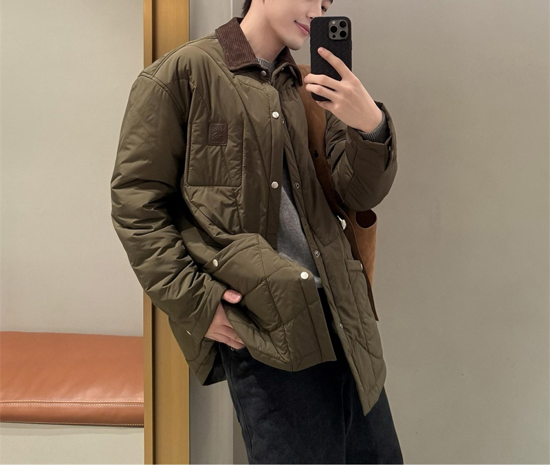 로에베 로에베 테크니컬 쉘 코듀로이 패딩 오버셔츠 레플리카 4번 이미지 - 의류 | 세미샵 레플리카 사이트