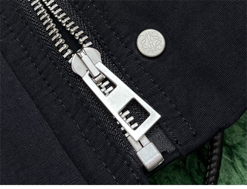 Loewe 로에베 테크니컬 코튼 퍼퍼 자켓 2컬러 레플리카 9번 이미지 - 의류 | 세미샵 레플리카 사이트