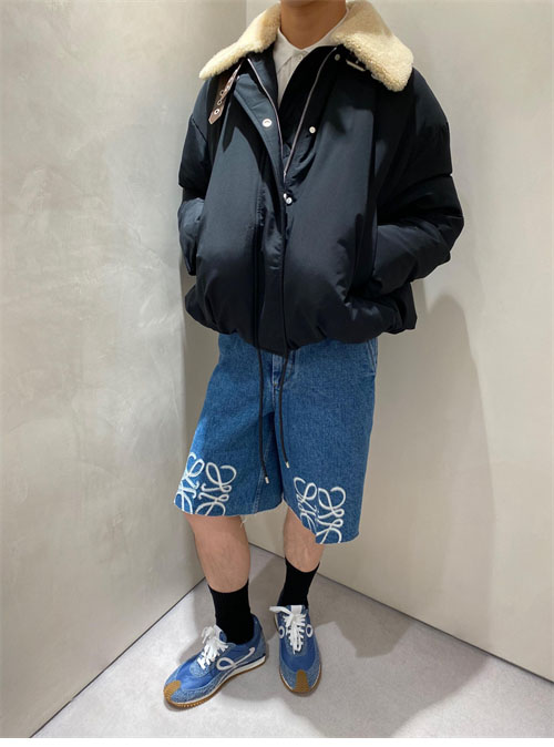 Loewe 로에베 테크니컬 코튼 퍼퍼 자켓 2컬러 레플리카 28번 이미지 - 의류 | 세미샵 레플리카 사이트