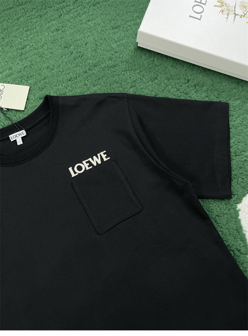 로에베 로에베 포켓 로고 릴랙스 핏 코튼 티셔츠 레플리카 23번 이미지 - 의류 | 세미샵 레플리카 사이트