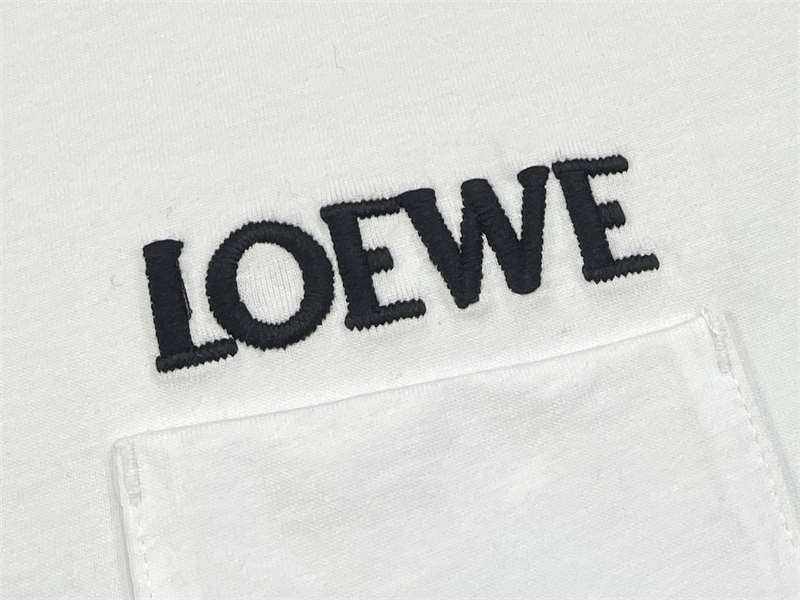 로에베 로에베 포켓 로고 릴랙스 핏 코튼 티셔츠 레플리카 21번 이미지 - 의류 | 세미샵 레플리카 사이트