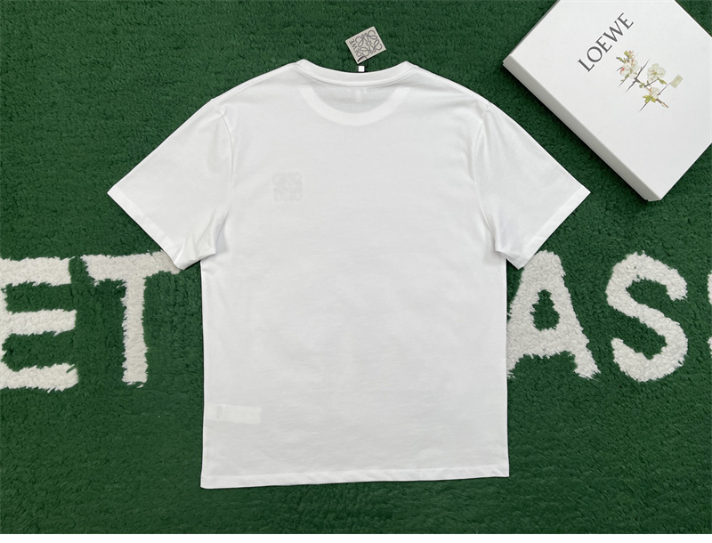 로에베 로에베 퓨처리스트 캣츠 아나그램 크루넥 반팔 티셔츠 레플리카 4번 이미지 - 의류 | 세미샵 레플리카 사이트