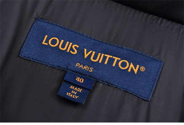 Louis Vuitton 루이비통 24FW 모노그램 푸퍼 자켓 레플리카 13번 이미지 - 의류 | 세미샵 레플리카 사이트
