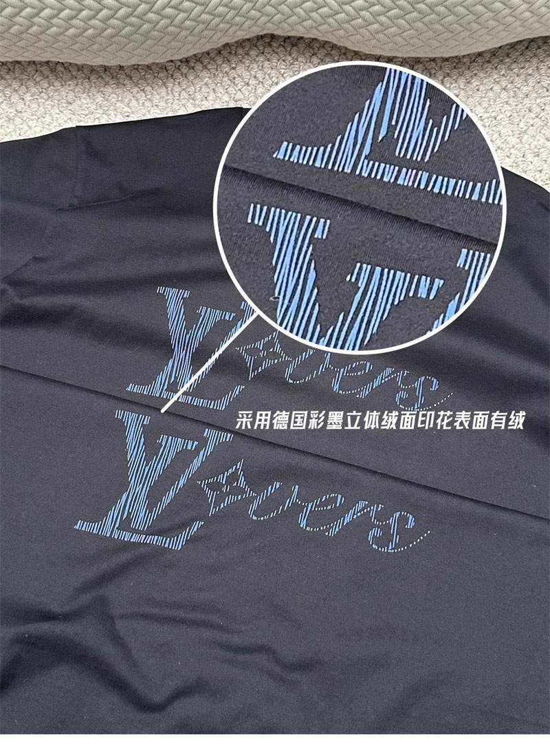 루이비통 25SS 이리데슨트 LV 남성 반팔 티셔츠 - 상세 이미지