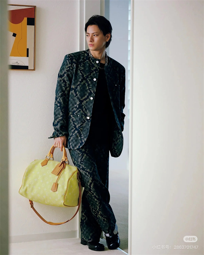 Louis Vuitton 루이비통 25ss 그래픽 카라리스 데님 자켓 레플리카 2번 이미지 - 의류 | 세미샵 레플리카 사이트