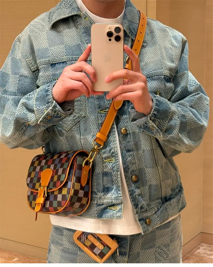 Louis Vuitton 루이비통 3D 다미에 클래식 데님 자켓 레플리카 2번 이미지 - 의류 | 세미샵 레플리카 사이트