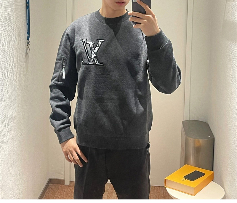 루이비통 LV Ice 로고 콤팩트 코튼 크루넥 스웨터（레어） - 상세 이미지