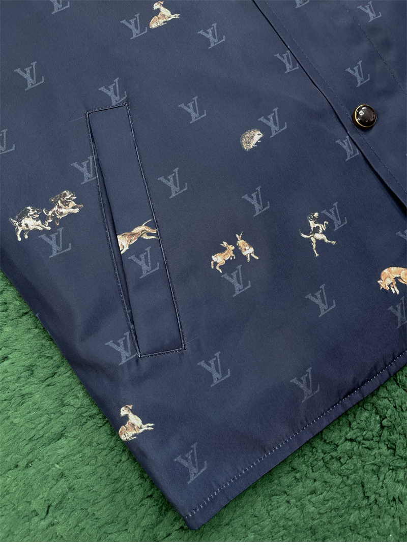 루이비통 루이비통 LV 블라종 패디드 자켓 레플리카 4번 이미지 - 의류 | 세미샵 레플리카 사이트