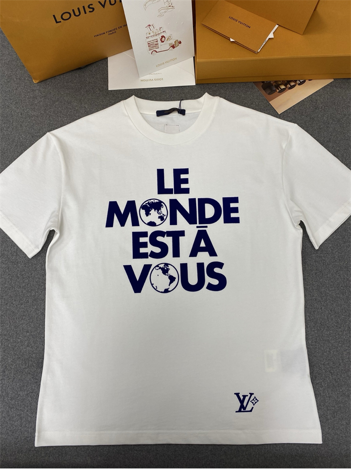 루이비통 Le Monde Est À Vous 그래픽 반팔 티셔츠（TJ공장） - 상세 이미지