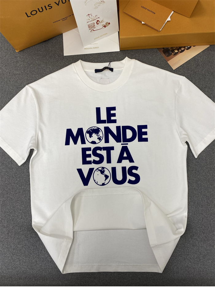 루이비통 Le Monde Est À Vous 그래픽 반팔 티셔츠（TJ공장） - 상세 이미지
