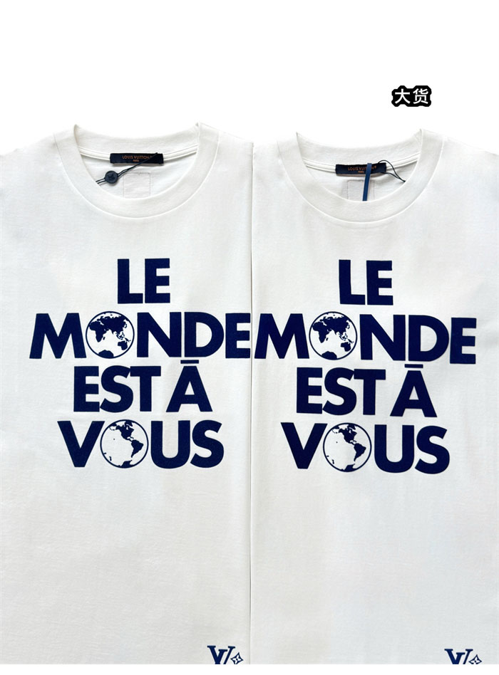 루이비통 Le Monde Est À Vous 그래픽 반팔 티셔츠 - 상세 이미지
