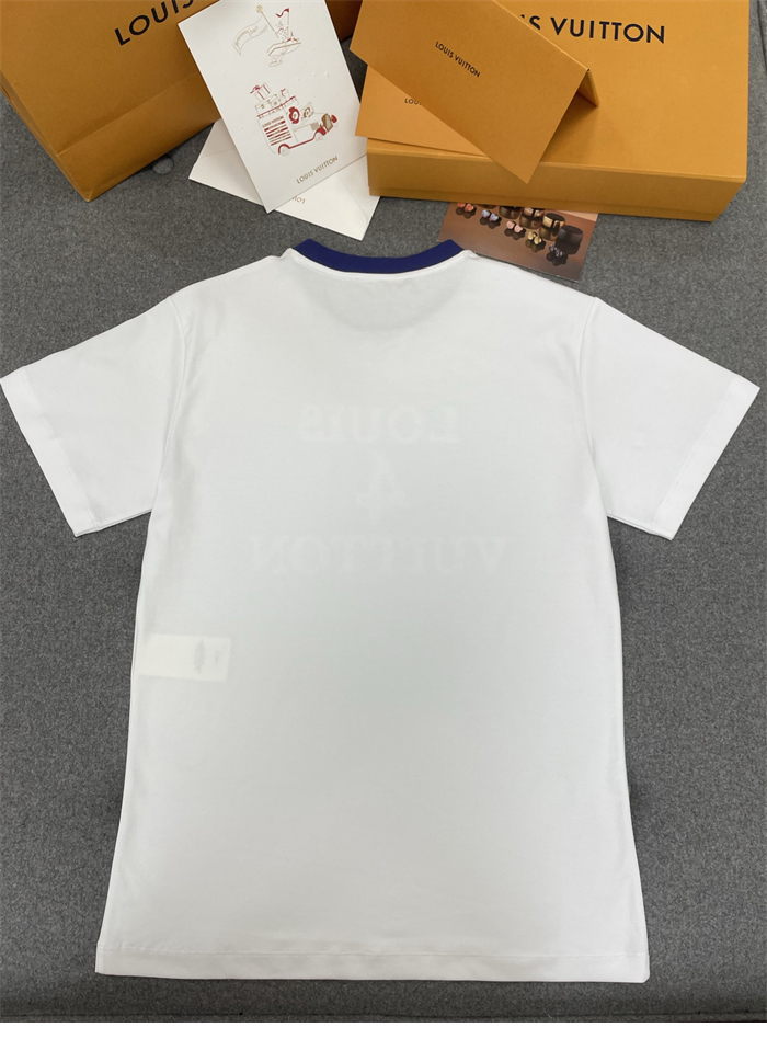 루이비통 Louis 4 Vuitton 크루넥 체인 반팔 티셔츠 (터보) - 상세 이미지