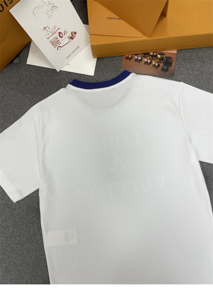 루이비통 Louis 4 Vuitton 크루넥 체인 반팔 티셔츠 (터보) - 상세 이미지
