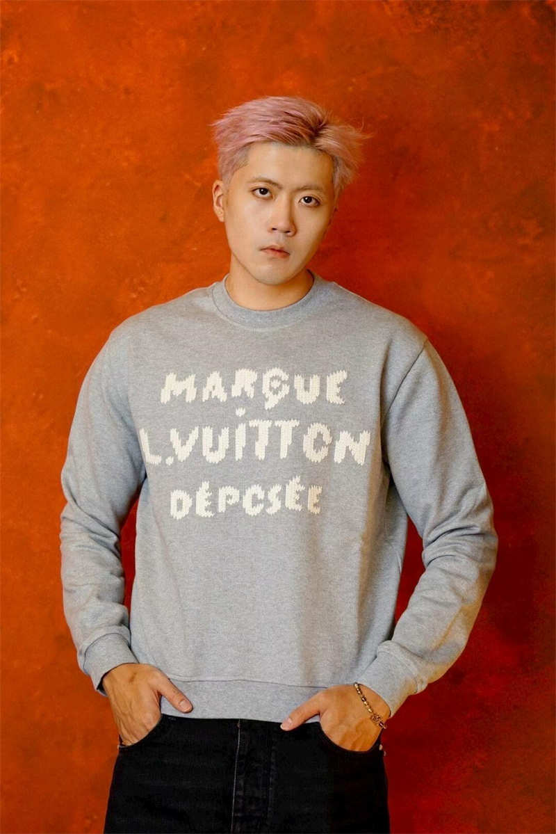 루이비통 MLVD 엠브로이더드 시그니처 스웨트셔츠 맨투맨（세븐） - 상세 이미지