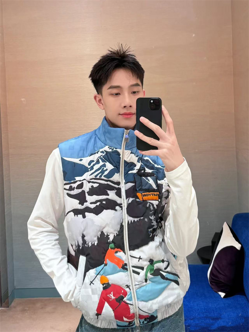 루이비통 SKI 슬리브리스 퀼티드 베스트（세븐） - 상세 이미지