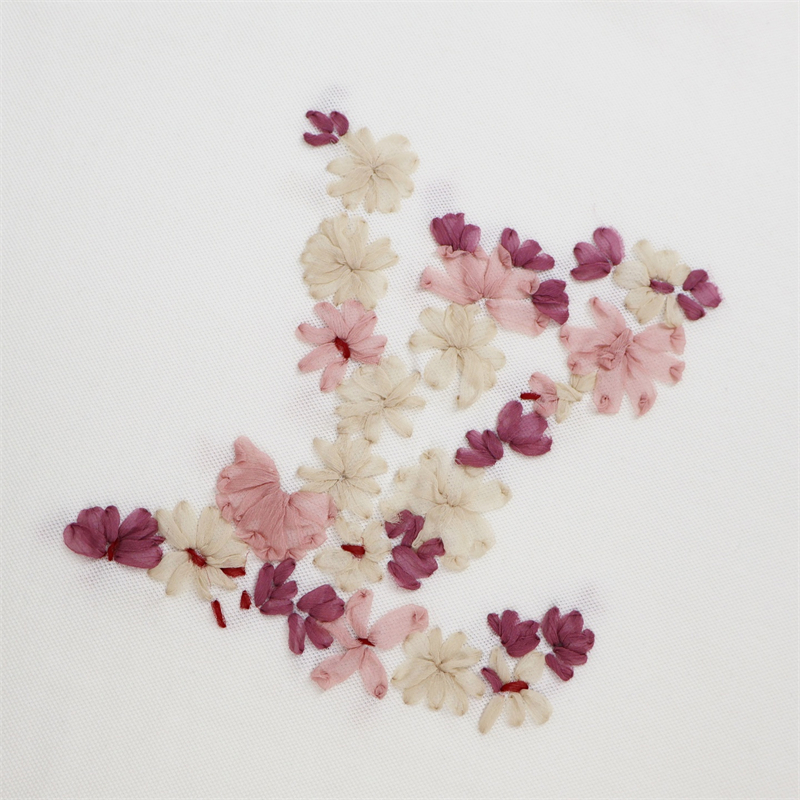 Louis Vuitton 루이비통 x 니고 벚나무 LV 블라썸 엠브로이더드 티셔츠 레플리카 7번 이미지 - 의류 | 세미샵 레플리카 사이트