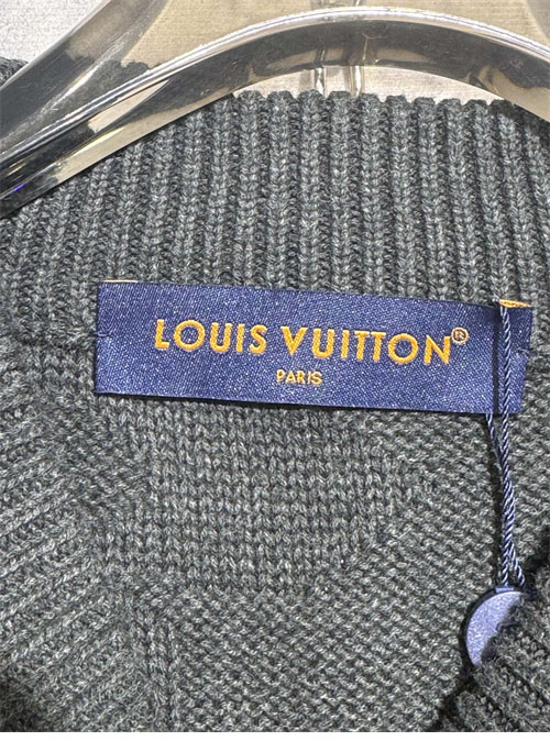 루이비통 x 박서보 모노그램 자카드 울 하프 지퍼 풀오버 니트 - 상세 이미지