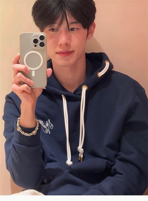 루이비통 그래픽 LV 노티컬 로프 시그니처 코튼 저지 후드 - 상세 이미지