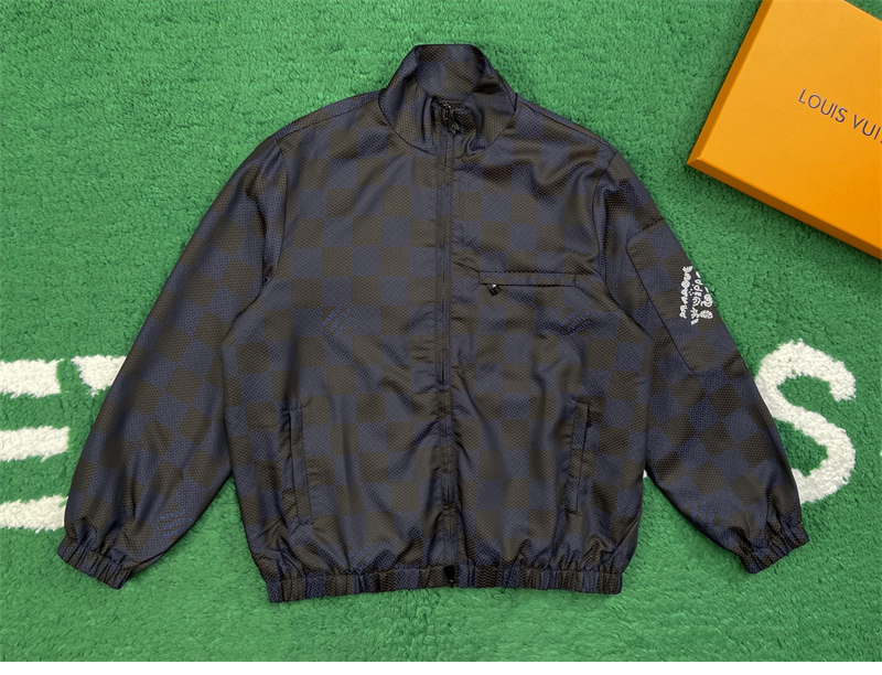 루이비통 루이비통 다미에 팝 나일론 트래블 블루종 레플리카 3번 이미지 - 의류 | 세미샵 레플리카 사이트