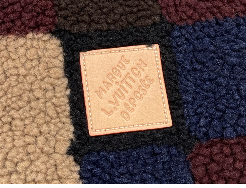 루이비통 루이비통 다미에 플리스 블루종 레플리카 17번 이미지 - 의류 | 세미샵 레플리카 사이트