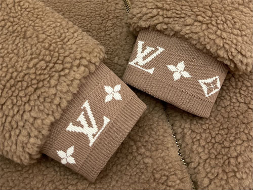 Louis Vuitton 루이비통 로고 패치 후리스 블루종 2컬러 레플리카 7번 이미지 - 의류 | 세미샵 레플리카 사이트