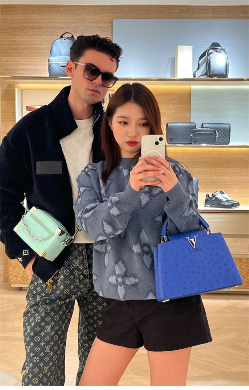 Louis Vuitton 루이비통 로고 패치 후리스 블루종 2컬러 레플리카 20번 이미지 - 의류 | 세미샵 레플리카 사이트