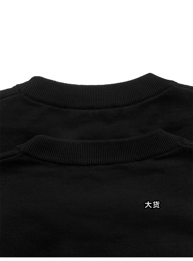 루이비통 모노그램 그라디언트 엠벨리시드 크루넥 반팔 티셔츠 - 상세 이미지