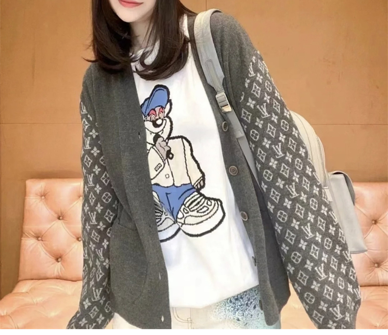 루이비통 모노그램 믹스 캐시미어 V넥 가디건（터보） - 상세 이미지