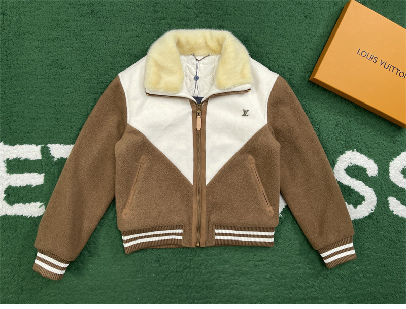 루이비통 루이비통 모노그램 블루종 위드 시어링 카라 자켓（레어） 레플리카 13번 이미지 - 의류 | 세미샵 레플리카 사이트