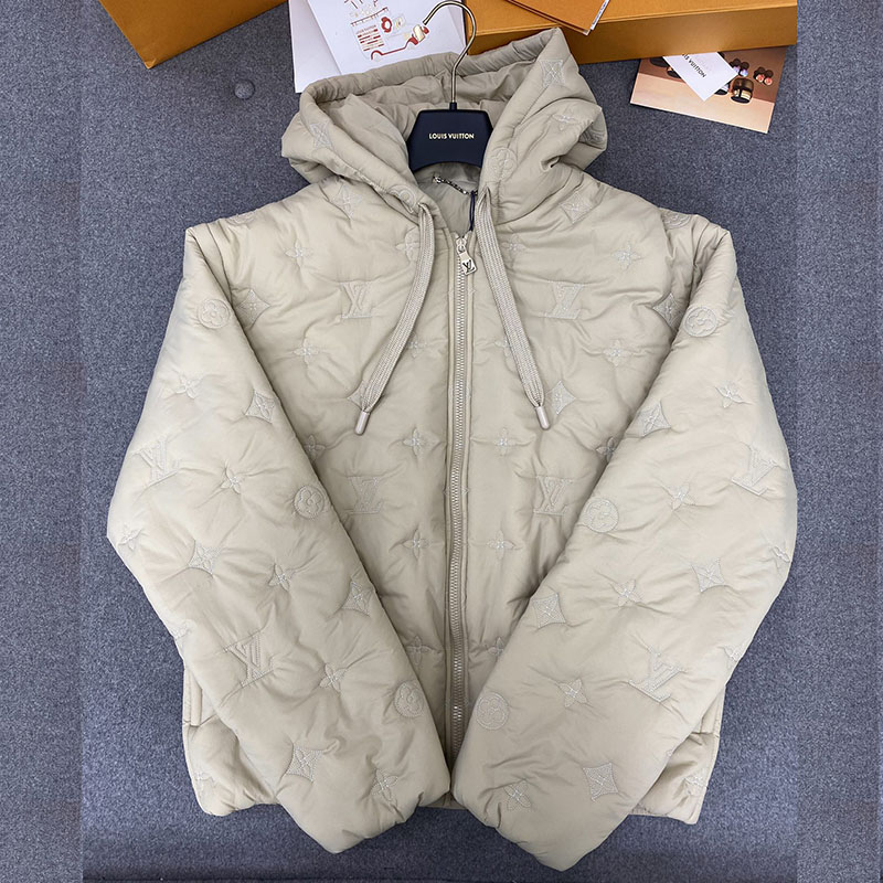 루이비통 루이비통 모노그램 퀼티드 나일론 후드 블루종 레플리카 15번 이미지 - 의류 | 세미샵 레플리카 사이트