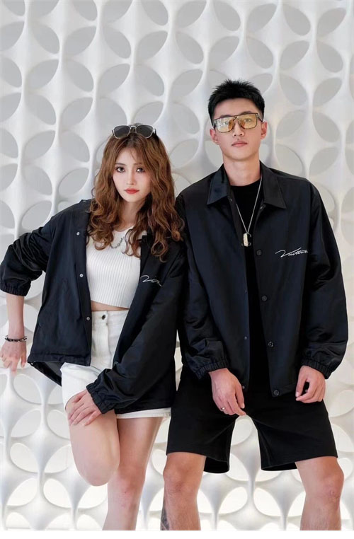 Louis Vuitton 루이비통 백로고 코치 자켓 1ABZG5 레플리카 7번 이미지 - 의류 | 세미샵 레플리카 사이트