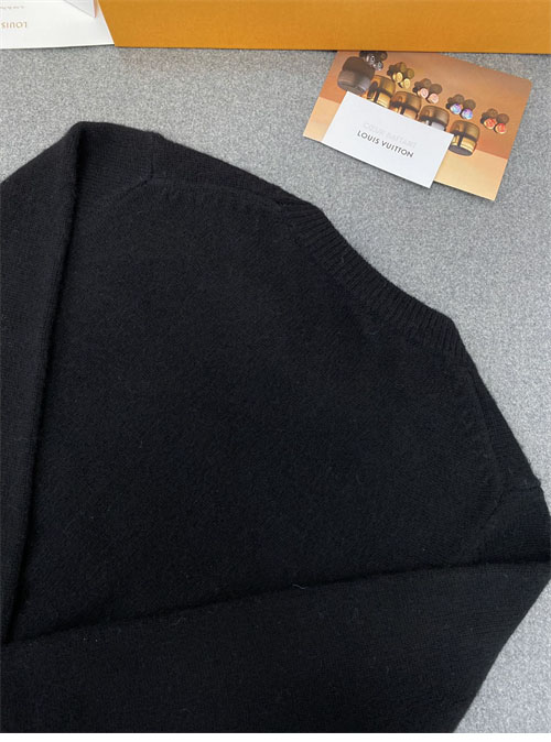 Louis Vuitton 루이비통 브러시드 니트 풀오버 레플리카 30번 이미지 - 의류 | 세미샵 레플리카 사이트