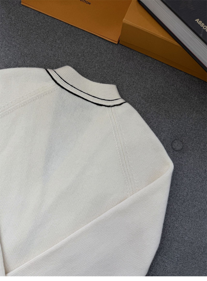 루이비통 루이비통 스트라이프 엑센트 가디건 （터보） 레플리카 13번 이미지 - 의류 | 세미샵 레플리카 사이트