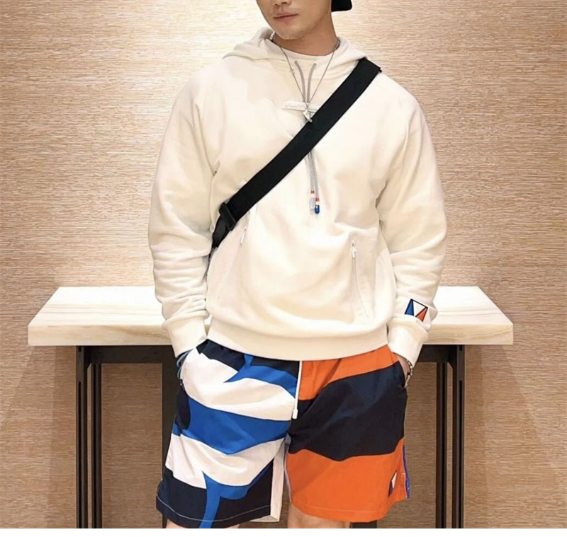 루이비통 아메리카 컵 LV 시그니처 후드 - 상세 이미지