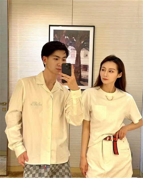 루이비통 엠벨리시드 LV컵 로고 롱 슬리브드 셔츠 - 상세 이미지