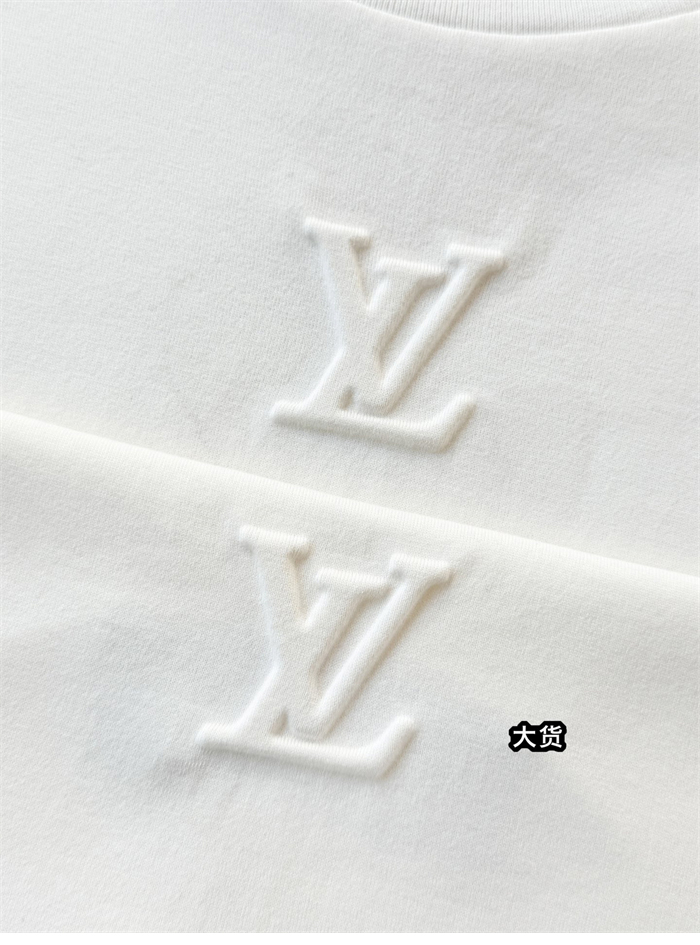 루이비통 엠보스드 LV 반팔 티셔츠 - 상세 이미지