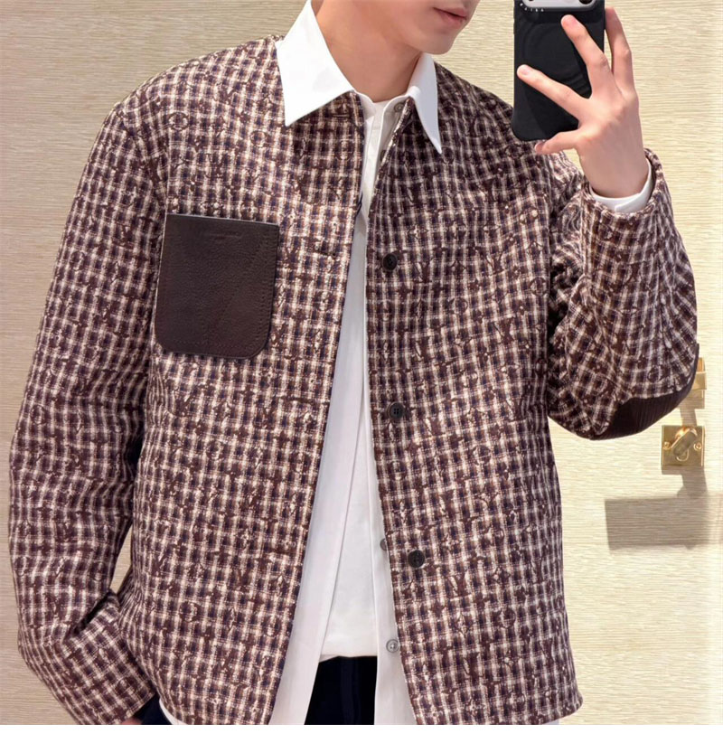 루이비통 루이비통 엠보스드 포켓 롱 슬리브드 셔츠 레플리카 4번 이미지 - 의류 | 세미샵 레플리카 사이트