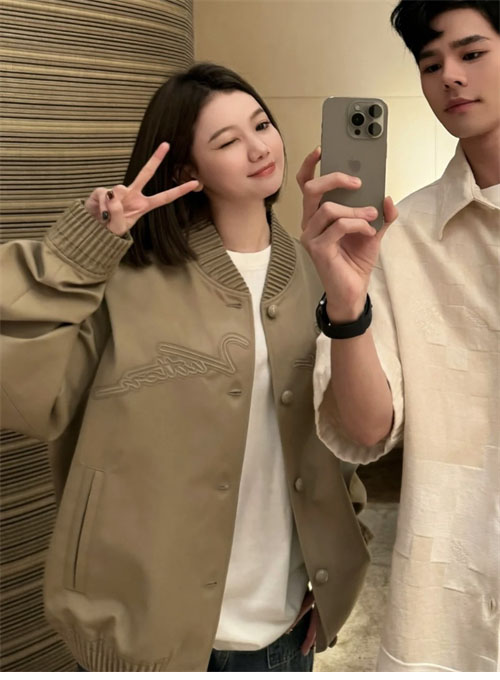 루이비통 엠브로이더드 코튼 블렌드 블루종 보머 (세븐) - 상세 이미지