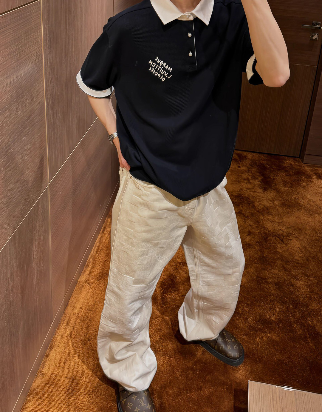 Louis Vuitton 루이비통 엠브로이더드 코튼 블렌드 폴로 반팔 티셔츠 “2COLOR” 레플리카 3번 이미지 - 의류 | 세미샵 레플리카 사이트