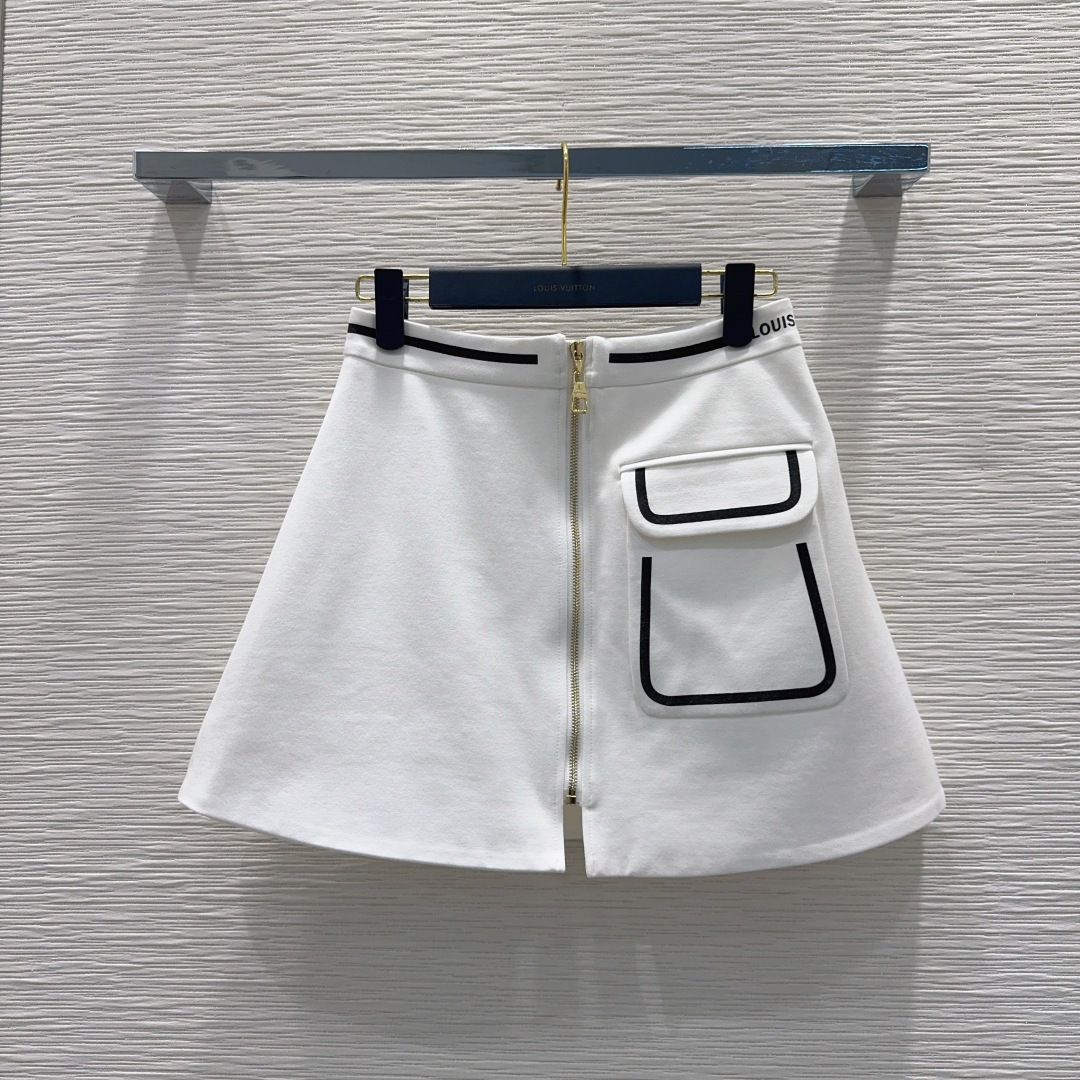 루이비통 지퍼드 미니 스커트