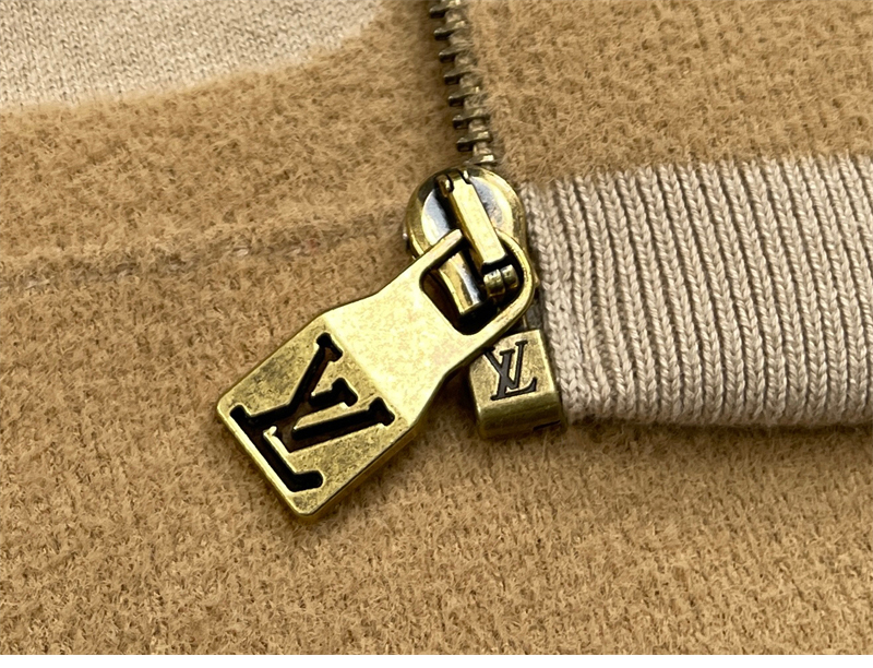 루이비통 루이비통 하우스 시그니처 니트 트랙 탑 레플리카 11번 이미지 - 의류 | 세미샵 레플리카 사이트