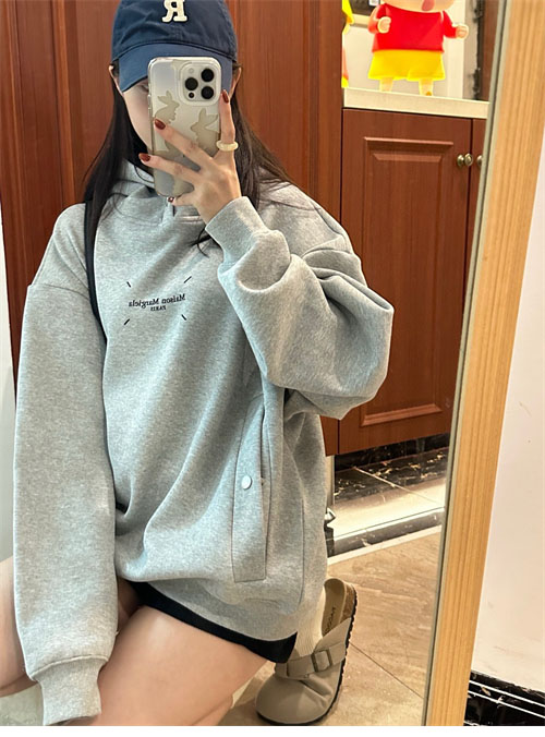 메종마르지엘라 MM6 스티치 로고 후디 - 상세 이미지
