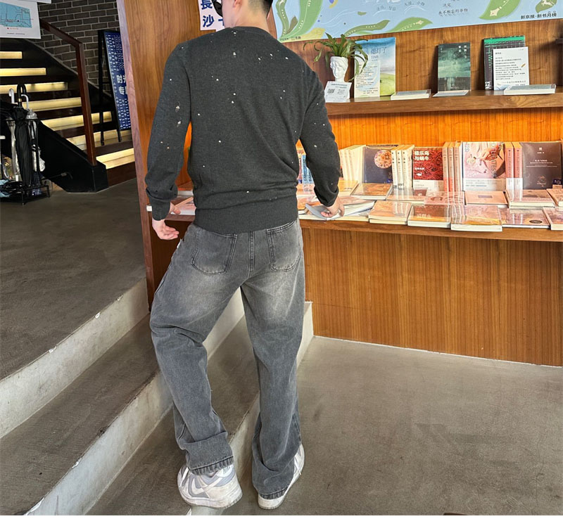 Maison Margiela 메종마르지엘라 뉴메릭 시그니처 MM6 스웨터 레플리카 6번 이미지 - 의류 | 세미샵 레플리카 사이트