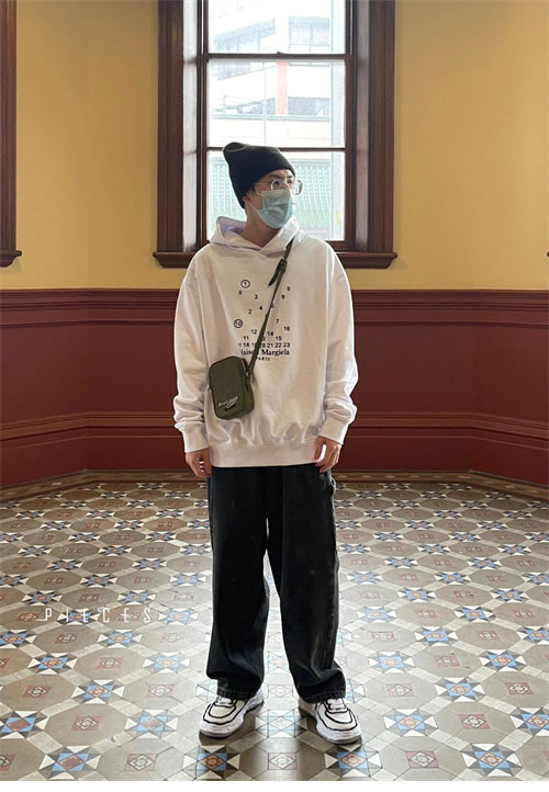 메종마르지엘라 로고 후디 2컬러（레어） - 상세 이미지
